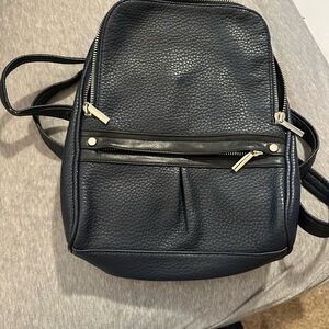 🚫SOLD🚫 Navy blue purse backpack